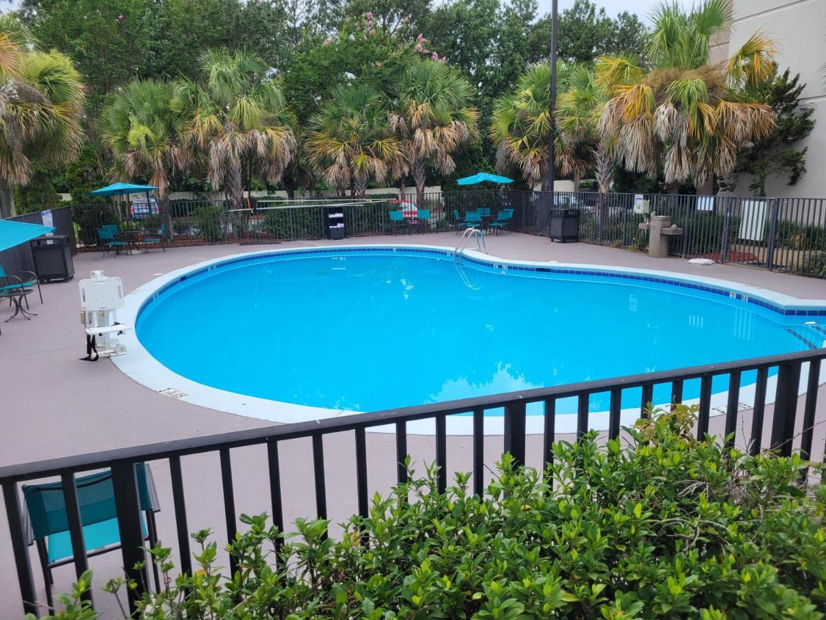 Holiday Inn Hotel Atlanta-Northlake, A Full Service Hotel Tucker Zewnętrze zdjęcie